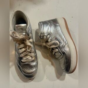 Skechers Sport Court 2.0-shining Glory womens Sneaker Size 9